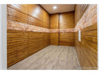 Local comercial en venta en Eixample Sud – Migdia en Girona