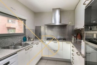 Piso en alquiler en Les Tres Torres en Barcelona