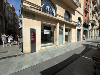 Local comercial en alquiler en Centre - Joan Prim en Granollers