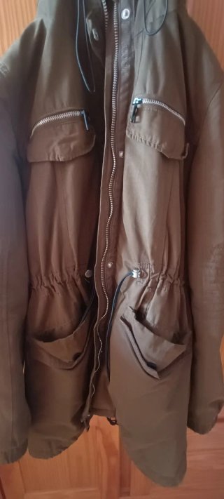 Cappotto verde donna con cappuccio foderato