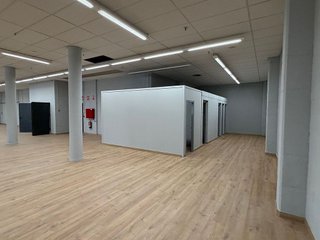 Local comercial en alquiler en Montigalà -Sant Crist en Badalona