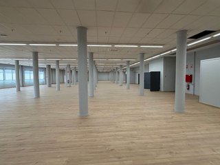 Local comercial en alquiler en Montigalà -Sant Crist en Badalona