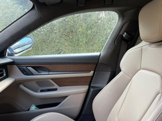 Porsche Taycan Turbo Cross Turismo