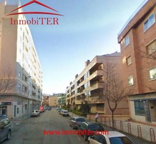 Local comercial en alquiler en Ensanche en Teruel