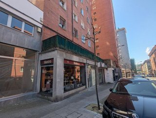 Local comercial en alquiler en Ibarrekolanda en Bilbao
