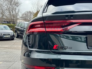 Audi Q8 RS Q8 TFSI 441kW (600CV) quattro tipt
