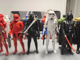 Figuras Marvel y Star Wars precios en descripción