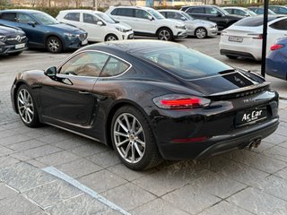 Porsche 718 Cayman