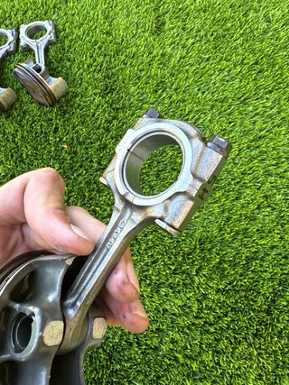 Kit 4 Pistões + Bielas Yamaha R6 RJ11