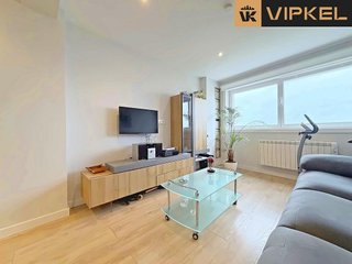 Piso en venta en Cuatro Caminos - Plaza de la Cubela en Coruña (A)