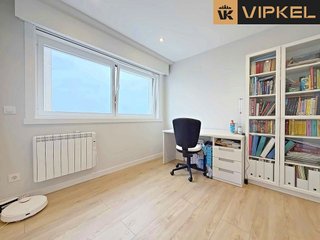 Piso en venta en Cuatro Caminos - Plaza de la Cubela en Coruña (A)