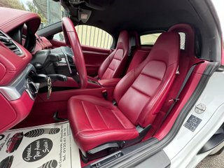 Porsche 718 Boxster