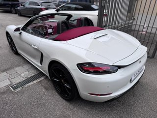 Porsche 718 Boxster