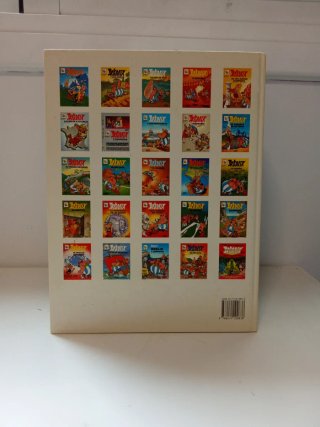 Asterix LA HOZ DE ORO