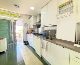 Ático en venta en Puerto de la Duquesa en Manilva