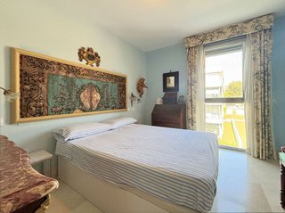 Ático en venta en Puerto de la Duquesa en Manilva