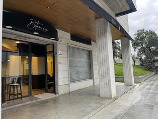 Local comercial en venta en As Lagoas en Ourense