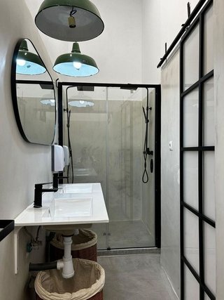 Local comercial en venta en Embajadores - Lavapiés en Madrid