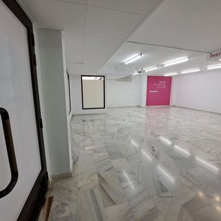 Local comercial en venta en Tavernes de la Valldigna