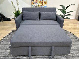 Sofá cama gris 140cm con cojines