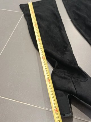 Botas de tacón altas negras