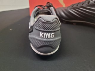 Scarpe da calcio Puma nere e grigie
