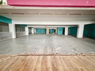 Local comercial en alquiler en Bellvitge en Hospitalet de Llobregat, L´