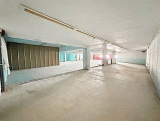 Local comercial en alquiler en Bellvitge en Hospitalet de Llobregat, L´