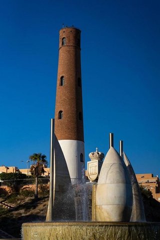 Casa adosada en venta en Adra
