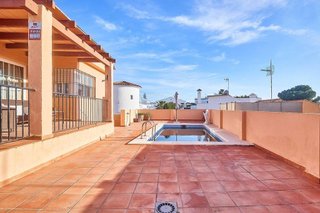 Chalet en venta en Calaburra - Chaparral en Mijas