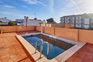 Chalet en venta en Calaburra - Chaparral en Mijas