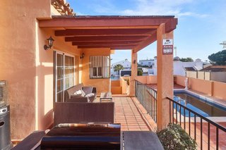 Chalet en venta en Calaburra - Chaparral en Mijas