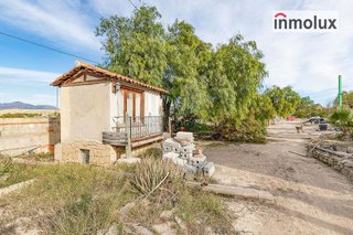 Chalet en venta en Moralet - Cañada del Fenollar en Alicante