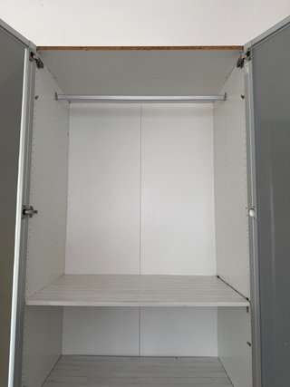 Armario puertas cristal y metal