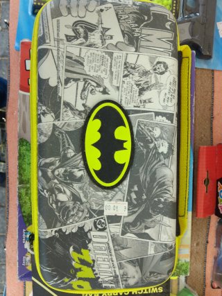 Funda acolchada DC  Batman para Nintendo switch.