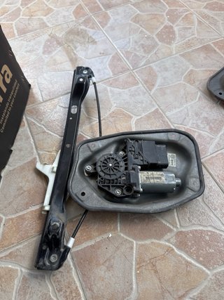 Elevalunas Trasero Golf V