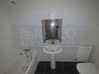 Piso en venta en Portillejo - Valdegastea en Logroño