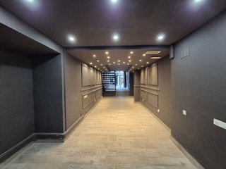 Local comercial en venta en Centro en Almería