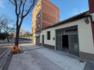 Local comercial en venta en La Paz en Zaragoza