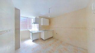 Piso en venta en Santa Eugenia en Madrid