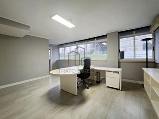 Oficina en venta en Salgueira - O Castaño en Vigo