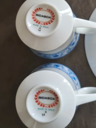 Juego de café, porcelana Bidasoa. 6 servicios.