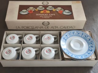 Juego de café, porcelana Bidasoa. 6 servicios.