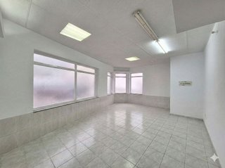Local comercial en venta en Os Mallos - San Cristóbal en Coruña (A)