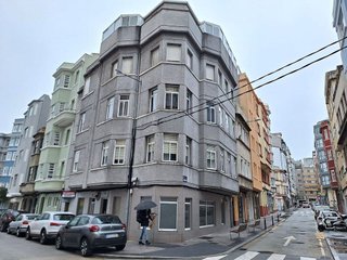 Local comercial en venta en Os Mallos - San Cristóbal en Coruña (A)