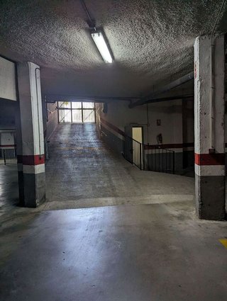 Garaje en venta en Avda. de Abril. - 9 de octubre en Sagunto