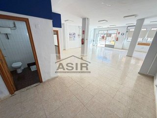 Local comercial en venta en L'Alquenència en Alzira