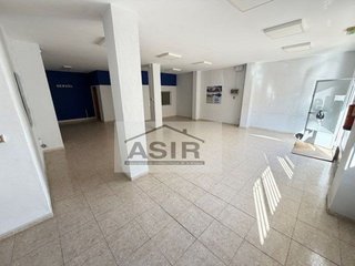 Local comercial en venta en L'Alquenència en Alzira