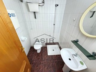 Local comercial en venta en L'Alquenència en Alzira
