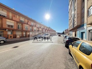 Local comercial en venta en L'Alquenència en Alzira